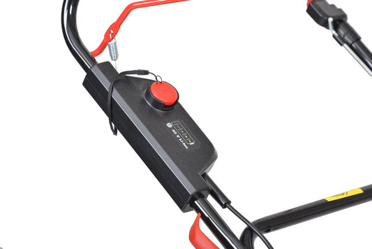 Vertikutierer AKKU HECHT 1384 - HECHT Garten Austria 